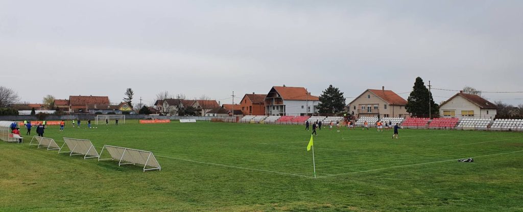 Naslovna stadion Budućnost Dobanovci